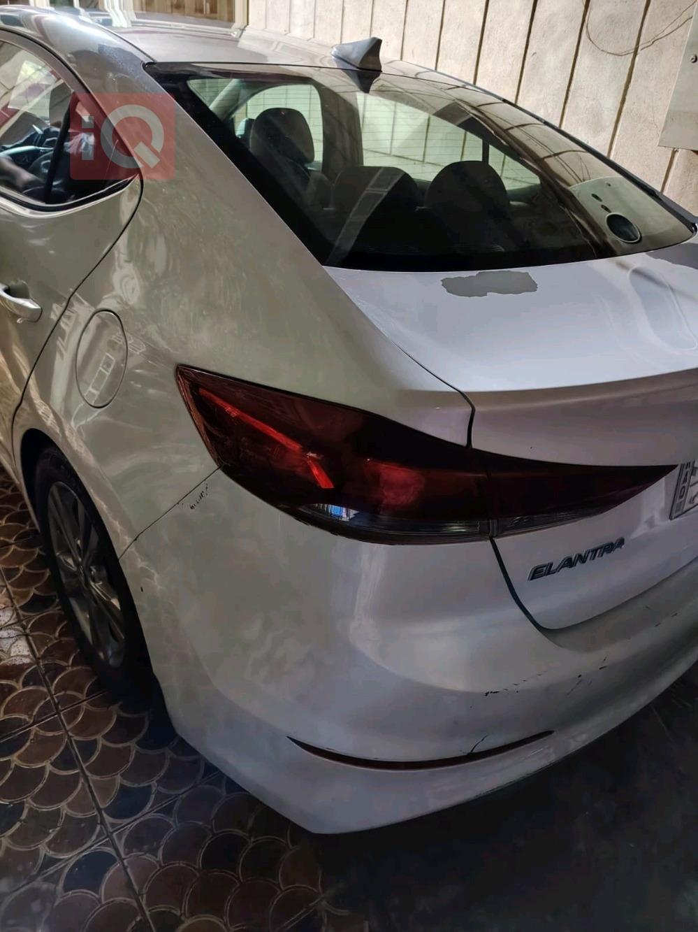 هيونداي النترا